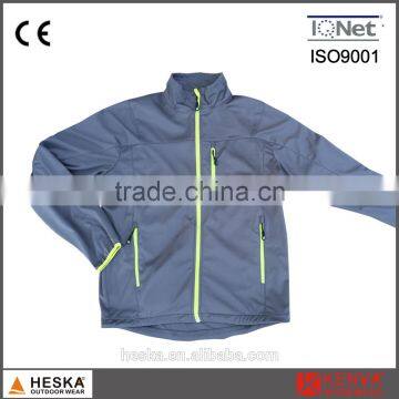 OEM Light Softshell Outdoor Sportswear Jacket Men photo-1