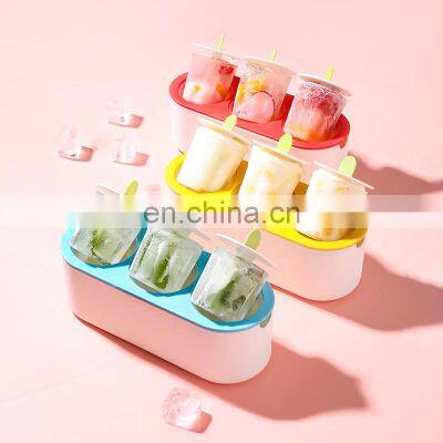 Manufacturing Sale Vertical Stick Solid Plastic Portable Small Circle Tiny Ice Cube Tray