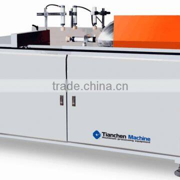 Plateform saw for aluminum curtain wall