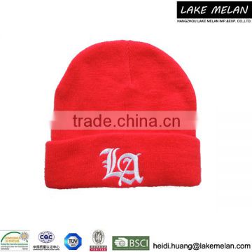 Best Seller 100% Acrylic Knitted Hat With Character In Red