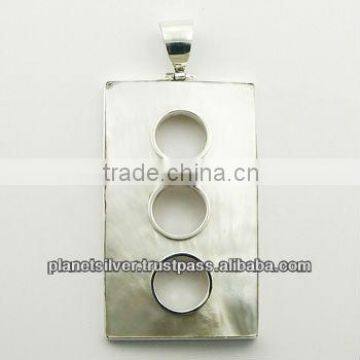 Mother Of Pearl Rectangular Pendant Silver Framed Circles