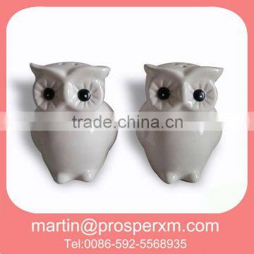 Owl ceramic salt and pepper shaker