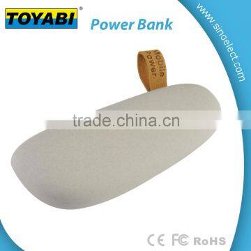 2015 Novelty Anti-scratch Promotional Mini Lovely Stone/rock Power Bank for Samsung and Iphone 6/6plus photo-4