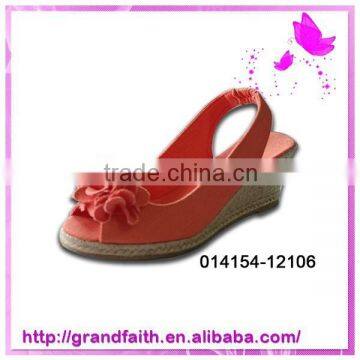 2014 Hot sale low price Ladies Beautiful Sandals