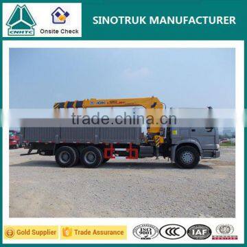 sinotruck Golden prince lorry-mounted crane