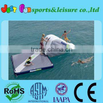 2013 fashionable inflatable water island