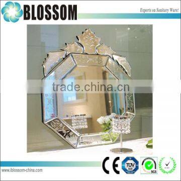 Crowned Octagonal Venetian Style Decorative Wall Mirror                        
                                                Quality Choice