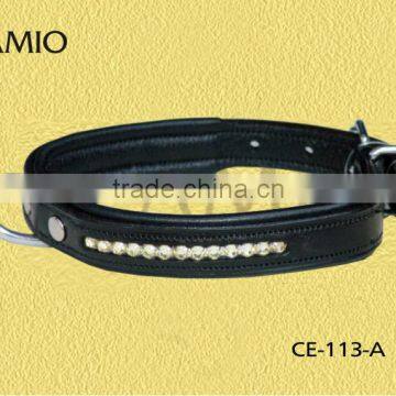 CE 113 A Leather dog collar with Diamond