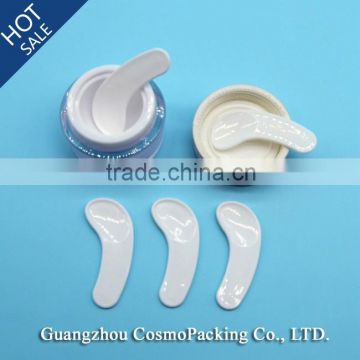 48mm disposable plastic cream scoop, cosmetic scoop, makeup scoop