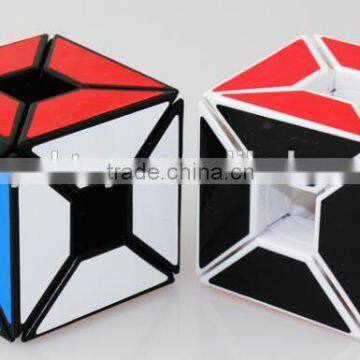 LANLAN Edge Only Cube Plastic Toys