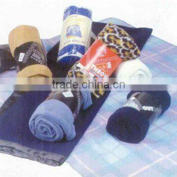 100% polyester material animal print fleece blanket