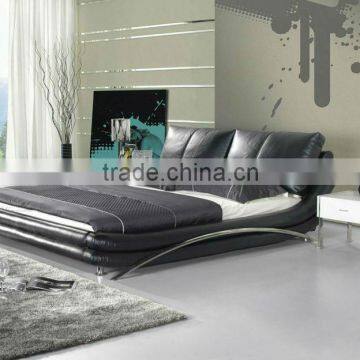 Modern leather upholstery soft bed with metal frame #8681