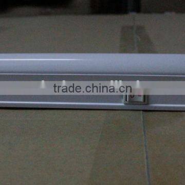 Hot Sale Factory With Switch T5 LED Tube Aluminum + Plastic 10W PF>0.9 CRI>80 100LM/W With CE and RoHS t5 Led Tube photo-3