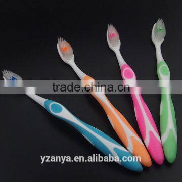 Wholesale nylon bristle YangZhou manufacturer hoome use long handle adult toothbrush