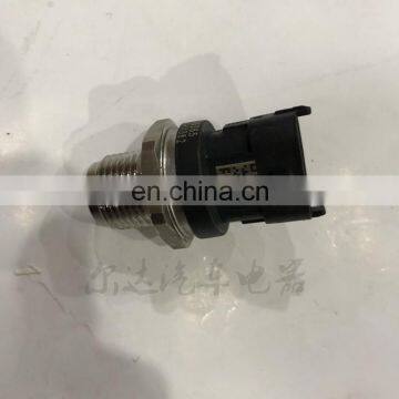 Fuel Common Rail Pressure Sensor 0281006365 for Weichai Cummins Bosch