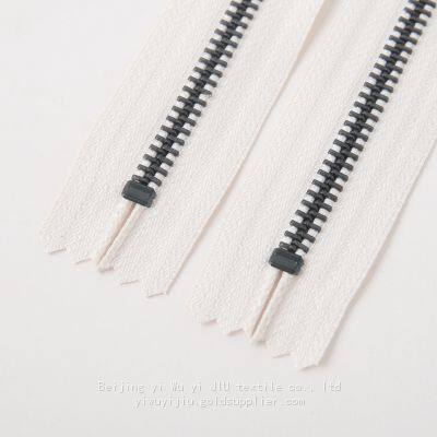 Genuine YKK Metal Zipper Suitable for Garment Pocket Bags photo-4