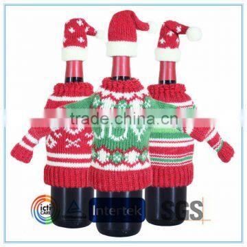 Sweater shape Christmas wine bottle cover