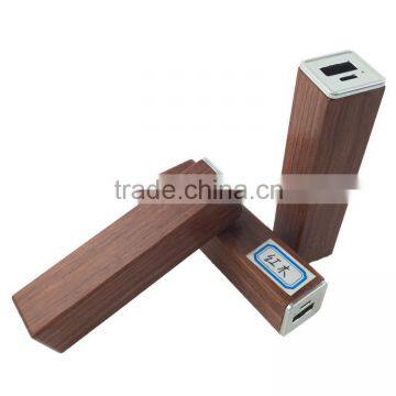 OEM Products 2600mah Powerbank Wooden Material Rectangle Power Bank photo-6