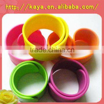 Popular promotion silicone slap wristband