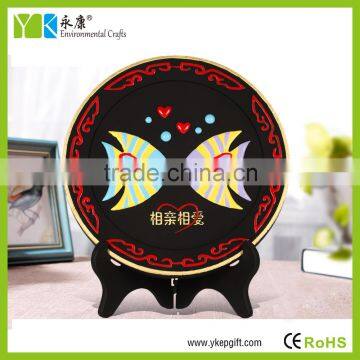 wedding decorations top selling Carving Activated carbon crafts with Lovely small fish kiss pattern