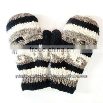 Finger less woolen gloves