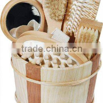 Wooden Bucket Bath Gift Set