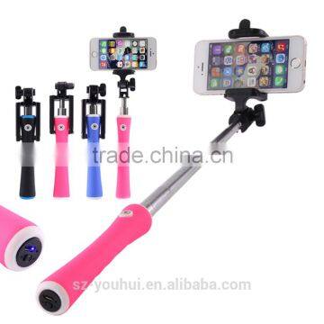 Factory Cheap Price Lightweight Selfie Stick Tripod with Bluetooth for Smart Phone