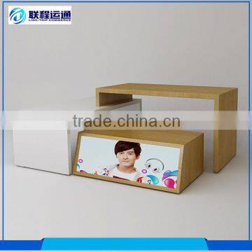 Different acrylic wood clothes display stand for shop