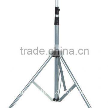 Galvanized tripod for light