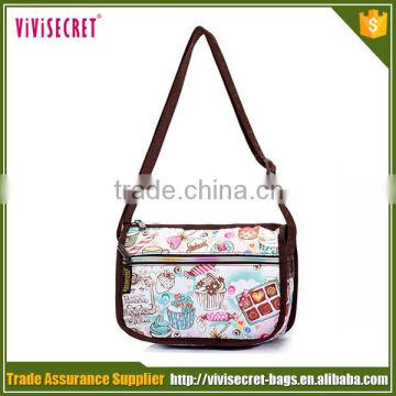 Promotional famous brands beautiful ladies handbags with flower