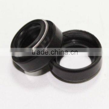 AUTO OIL SEAL forISUZU NKR Engine auto parts OEM:1271143A1 SIZE: 11-17-8