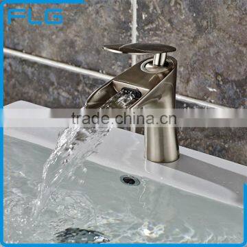 Professional Design High Quality Sink Kitchen Faucet photo-3