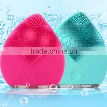 Girl Use Sonic Facial Brush Useful Facial Cleaner photo-2