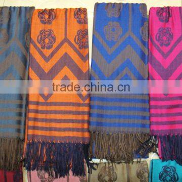 2017 Fashion Lady China Wholesale Factory Jacquard Rose Rayon Viscose Scarf photo-2