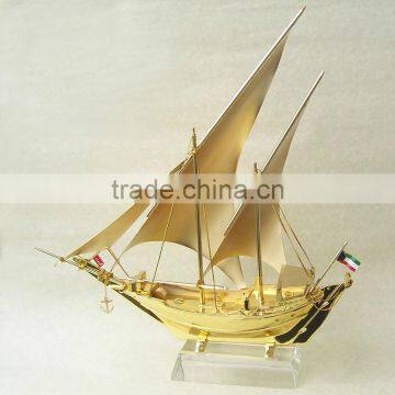 Good quality Metal ship model plated with gold for kuwait
