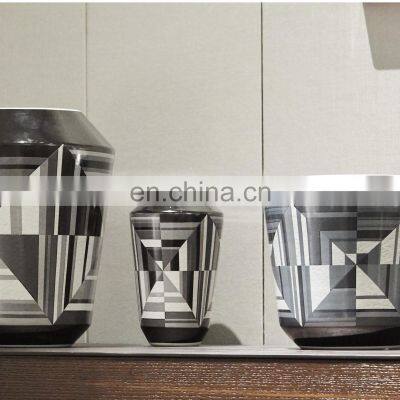 Luxury American Style Decal Decorative Flower Arrangement Black and White Ceramic Vase for Home Decor photo-4