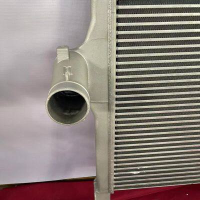 Genlyon 5801272216 1300-500506 Hongyan Intercooler