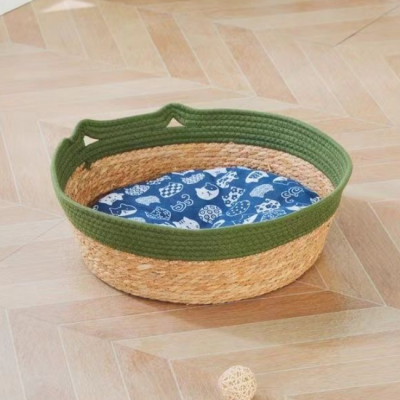 Plush Shell-Shaped Pet Bed - Cozy Sleeping Solution for Cats and Dogs