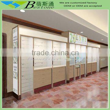 Wholesale retail wall merchandise display racks with hooks for gift shop decoration