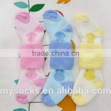 Hot New Products for 2015 Cartoon New Born Baby Cute Terry Socks photo-3
