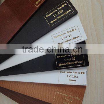 Skillful Manufacture Wooden Venetian Blind on Sale