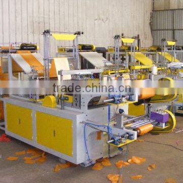 Computer control rolling T-shirt & flat bag making machine flower bag making machine