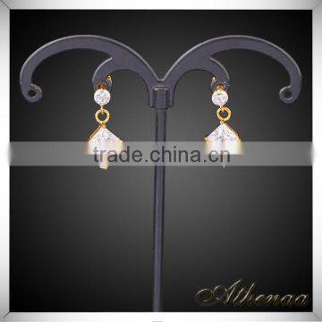 18k Gold Chic Square Shiny White Zircon Rolled Earring Jewelry Manufacturer photo-3