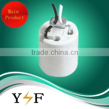 Glazed surface ceramic threaded lampholder e26