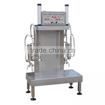 Keg filling machine with double heads