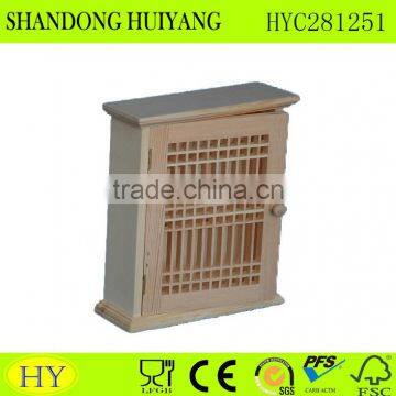 FSC custom decorative hanging wooden key box for sale