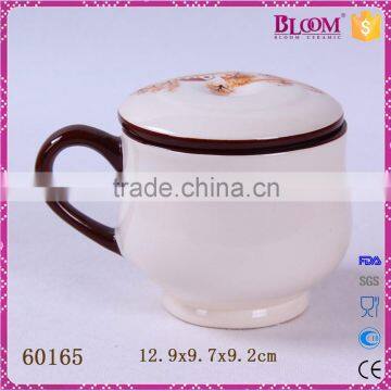 Handmade Craft Round Shape Ceramic Mug With Lid photo-3