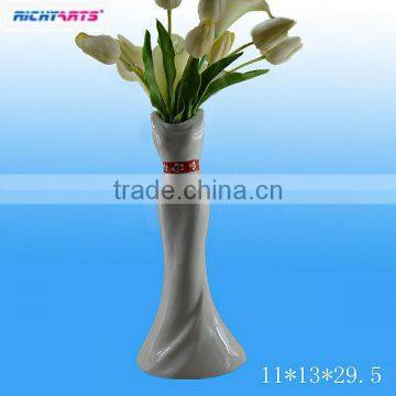 decorative ceramic flower vase with unique shape