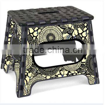 Beautiful Painting Living Room Folding Chair With Handle photo-2