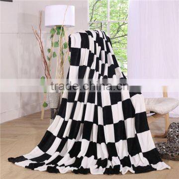 Black and White Plaid Super Soft Warm Plaid Printed Coral Fleece Blanket photo-2